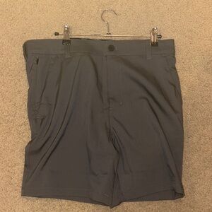 Mens shorts/ board shorts